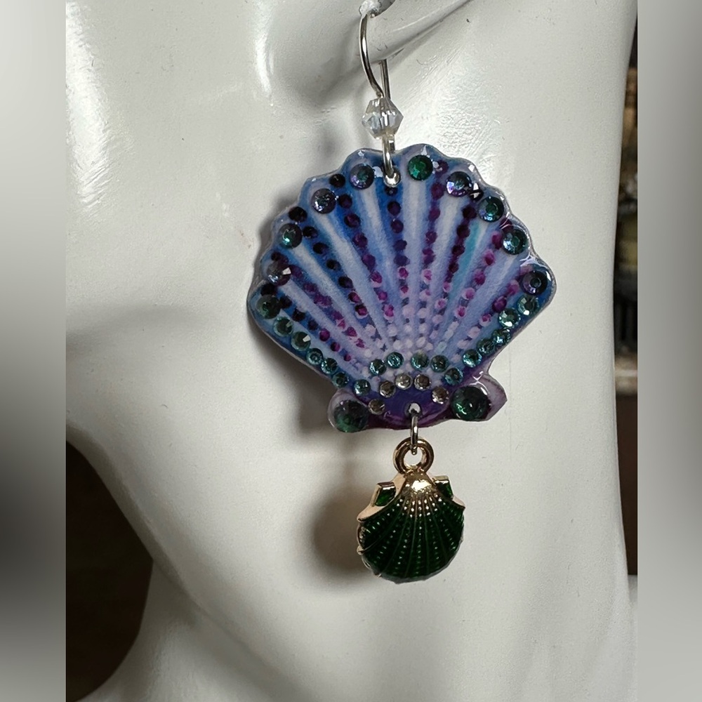 Pretty Handpainted Shell Earrings Crystal Rhinest… - image 4